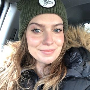 Meet your Posher, Lauren